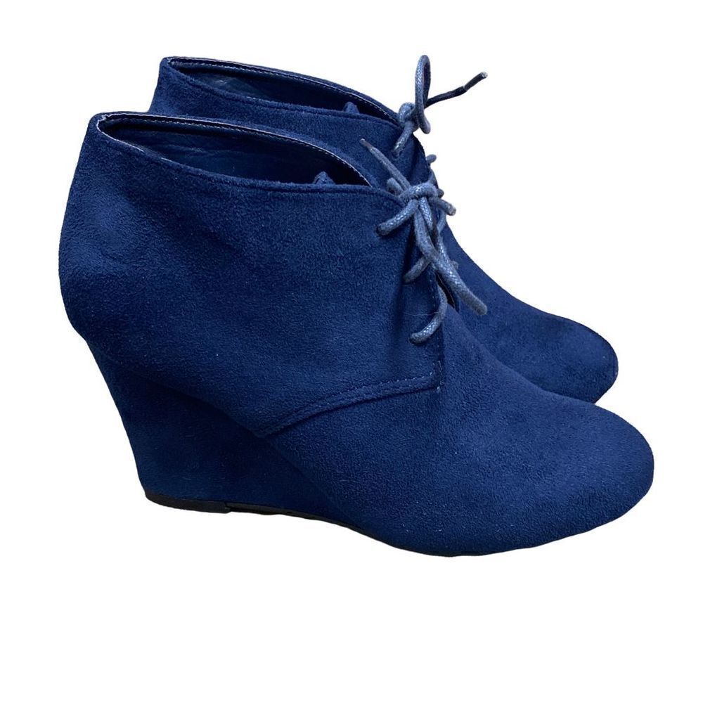 Bonnibel Navy Faux Suede Lace Up Wedge Bootie Size 6.5